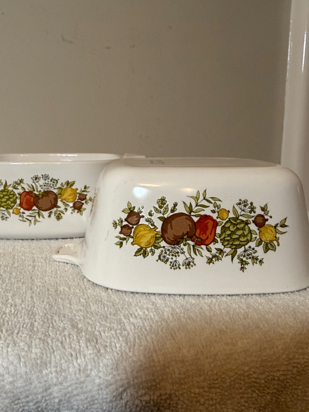 Vintage Corningware Spice of Life cassarole dishes set of 2